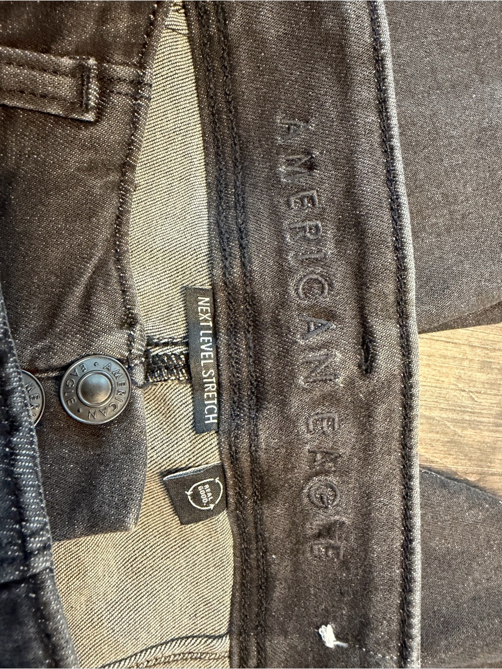 American Eagle Outfitters Black Flare Jeans - Picture 4 of 4